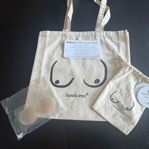 Boob-eez Nipple Covers with Tote Bag